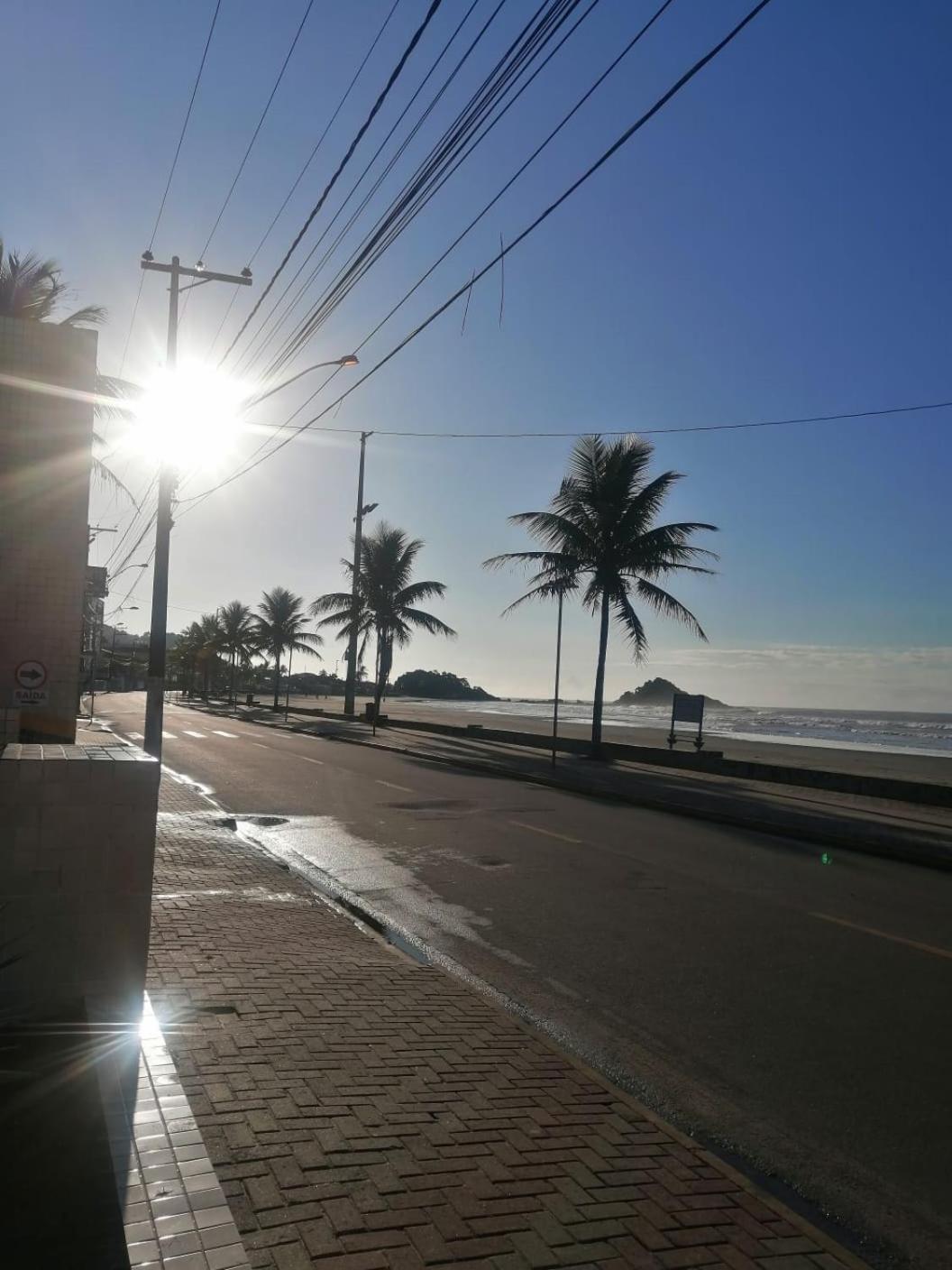 Apartamento, Ampla Sacada Com Vista Para O Mar! Itanhaem Exterior photo